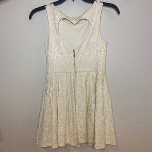 Open heart back white detail dress for girls sizeM